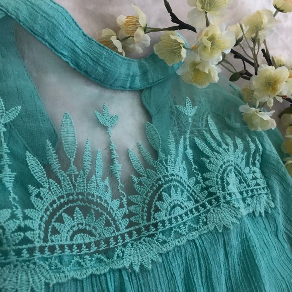 Country Lace Top - Picture 2 of 2